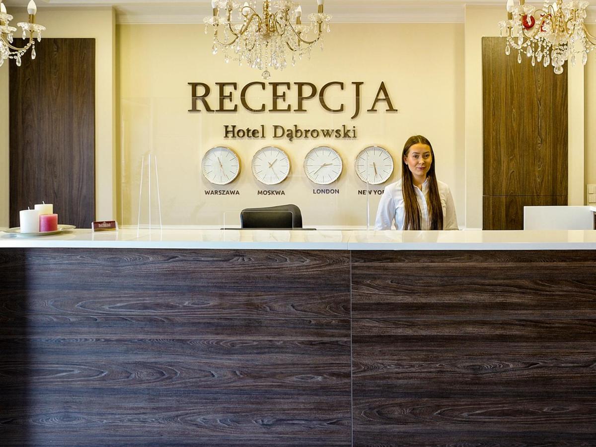 Hotel Dabrowski Oswiecim Bagian luar foto